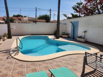 bungalow-for-sale-in-torrevieja-es646-177142-
