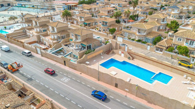 villa-for-sale-in-los-altos-es646-177241-1
