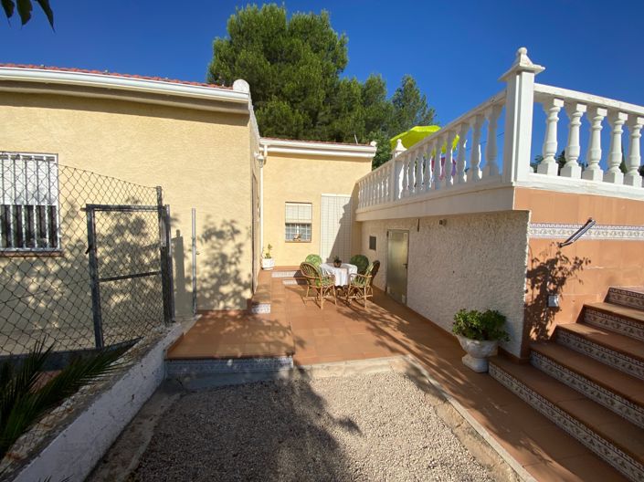 Image No.4-Villa de 5 chambres à vendre à Sax