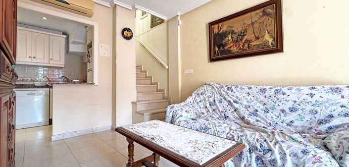 Image No.19-3 Bed Townhouse for sale