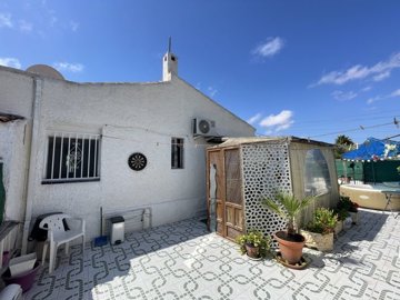 bungalow-for-sale-in-torrevieja-es111-177217-