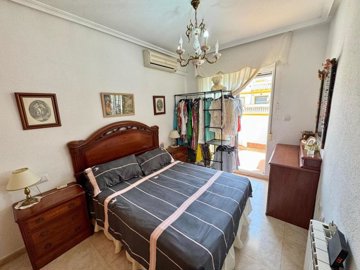 30889-terraced-house-for-sale-in-torrevieja-1