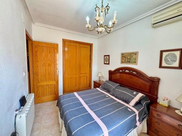 30889-terraced-house-for-sale-in-torrevieja-1