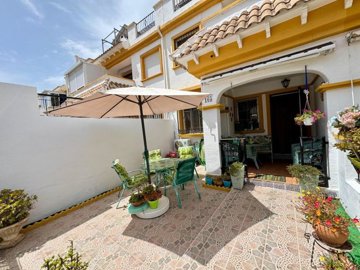30889-terraced-house-for-sale-in-torrevieja-3