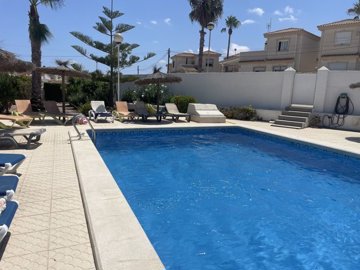 semi-detached-house-for-sale-in-ciudad-quesad
