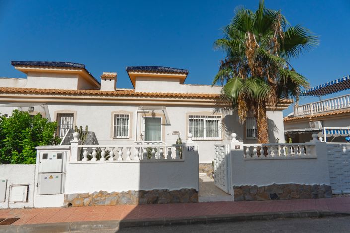 Image No.1-2 Bed Villa for sale
