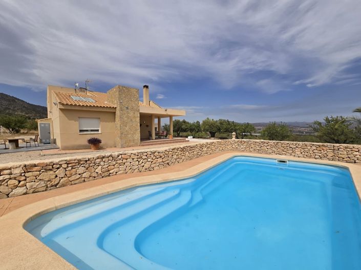 Image No.6-4 Bed Villa for sale