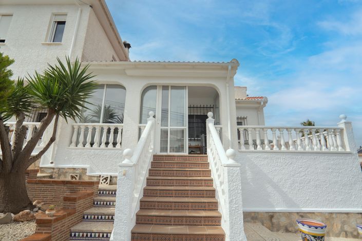 Image No.14-4 Bed Villa for sale