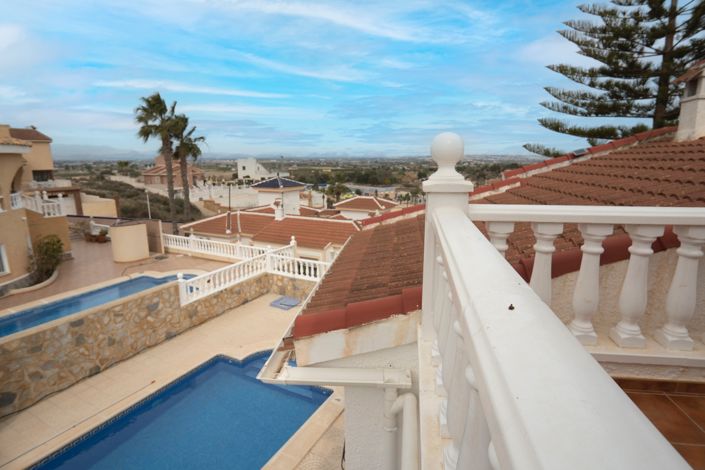 Image No.43-4 Bed Villa for sale