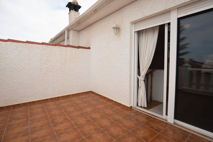 Image No.44-4 Bed Villa for sale