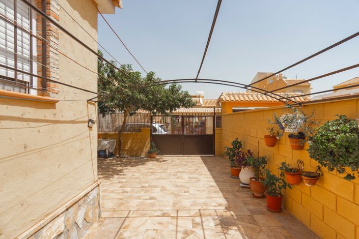 Image No.4-3 Bed Villa for sale