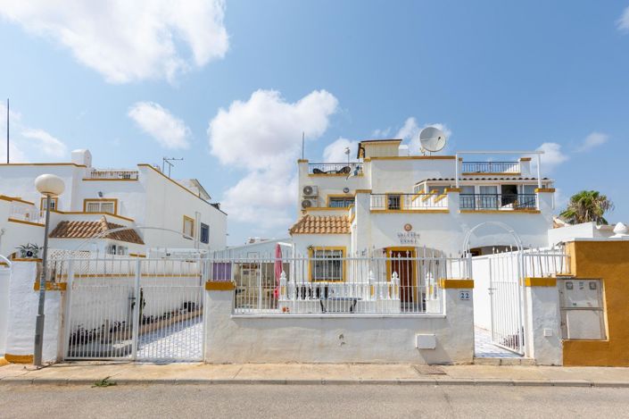 Image No.1-Maison de ville de 3 chambres à vendre à Torrevieja