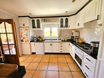 villa-for-sale-in-javea-es494-177375-3