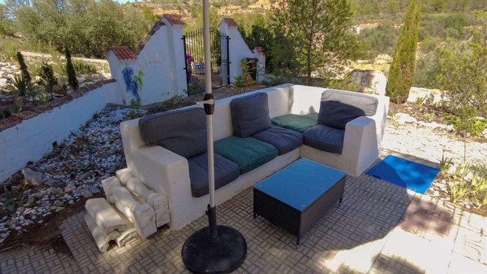 Image No.26-3 Bed Country House for sale