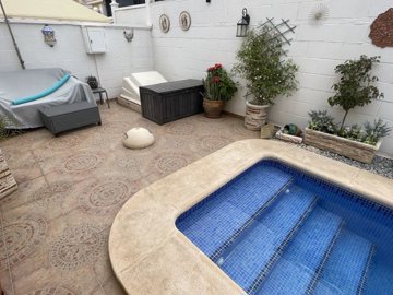 31292-for-sale-in-lo-crispin-10963097-large
