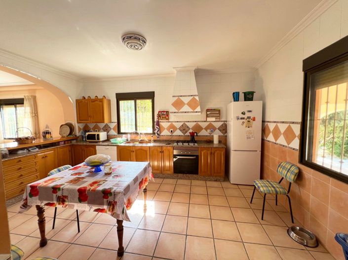 Image No.25-4 Bed Villa for sale