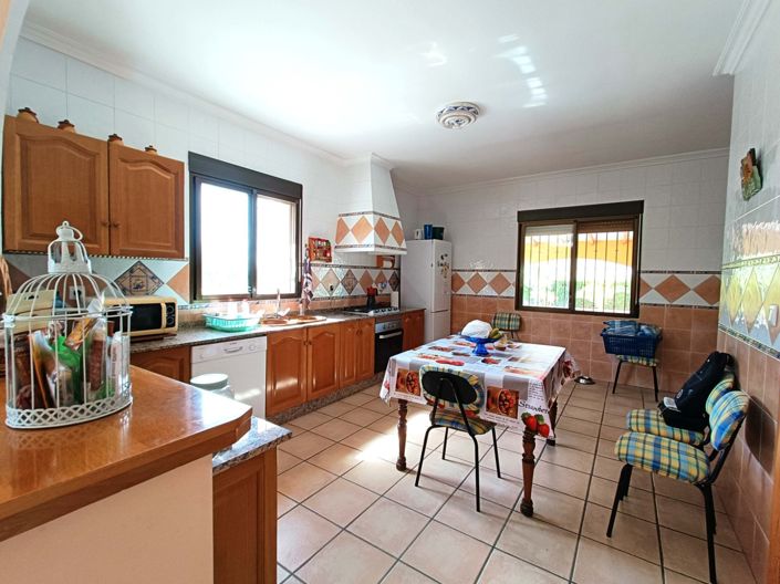 Image No.31-4 Bed Villa for sale