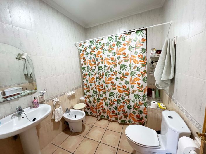 Image No.39-4 Bed Villa for sale