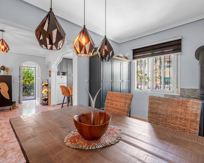 Image No.3-3 Bed Villa for sale