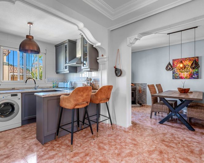 Image No.5-3 Bed Villa for sale