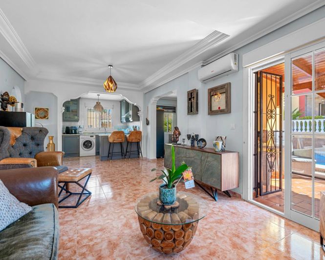 Image No.8-3 Bed Villa for sale