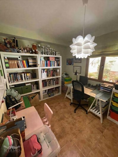 Image No.11-4 Bed Townhouse for sale