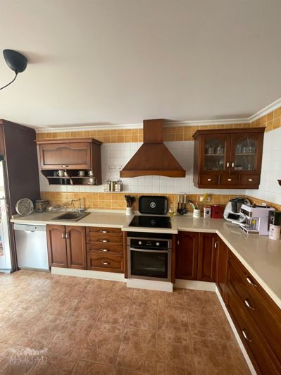 Image No.14-4 Bed Townhouse for sale