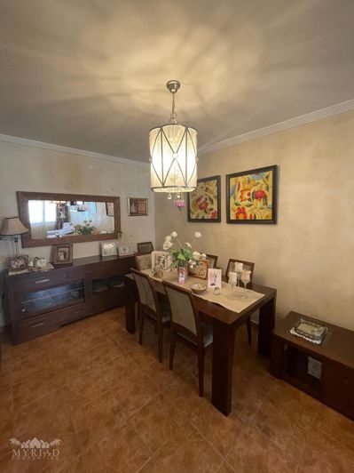 Image No.7-4 Bed Townhouse for sale