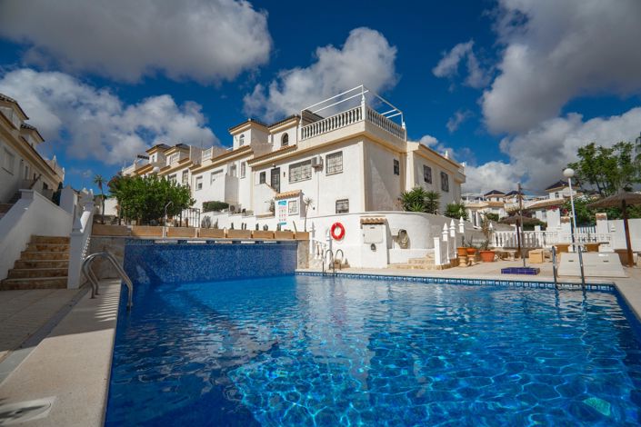 Image No.1-2 Bed Townhouse for sale