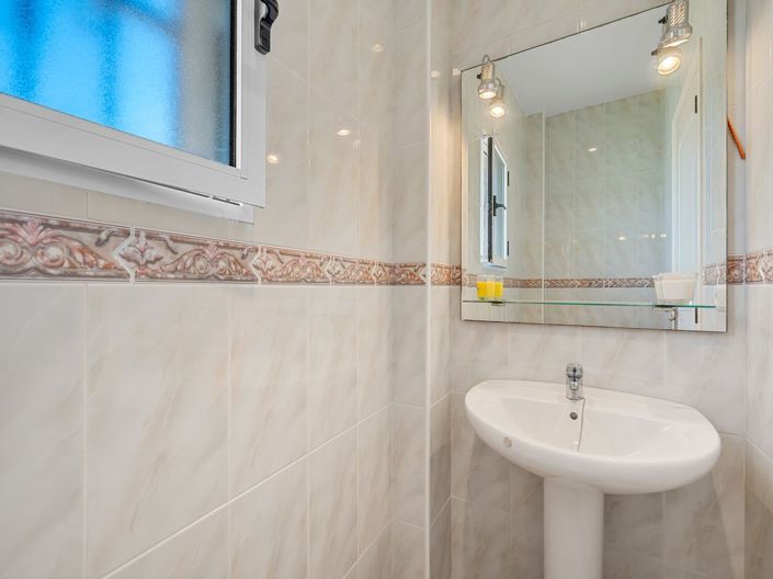 Image No.36-3 Bed Villa for sale