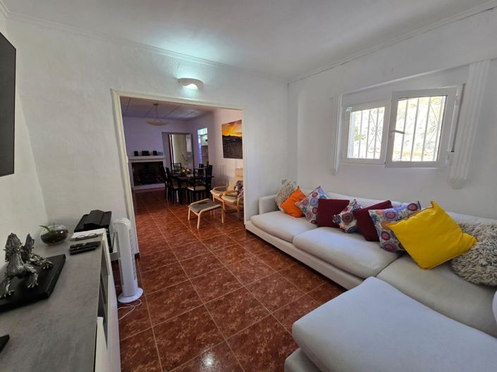 Image No.13-4 Bed Country House for sale