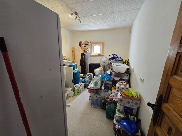 Image No.17-4 Bed Country House for sale