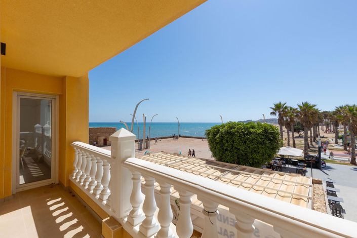 Image No.1-3 Bed Apartment for sale