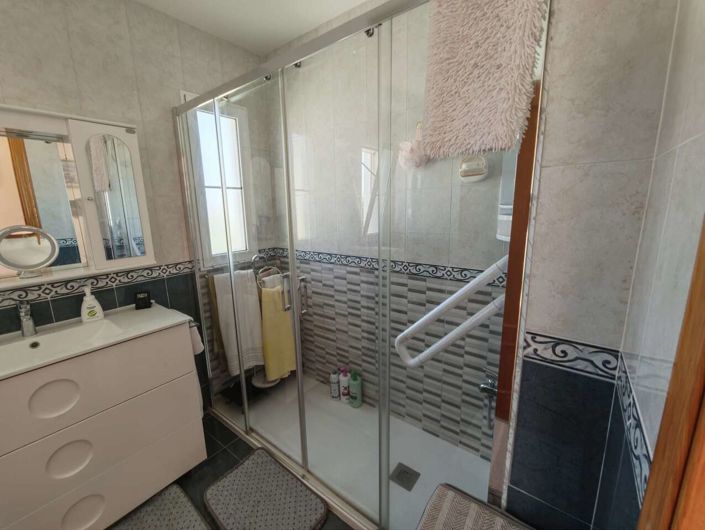 Image No.30-4 Bed Villa for sale