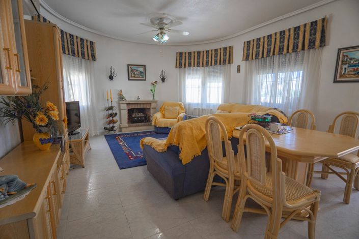 Image No.3-Villa de 3 chambres à vendre à Ciudad Quesada