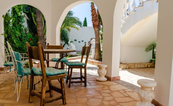 Image No.14-15 Bed Villa for sale