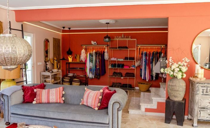 Image No.30-15 Bed Villa for sale