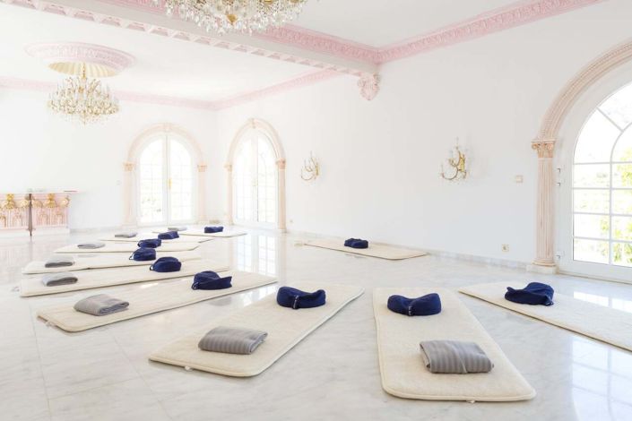 Image No.38-15 Bed Villa for sale