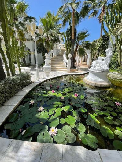 Image No.9-15 Bed Villa for sale