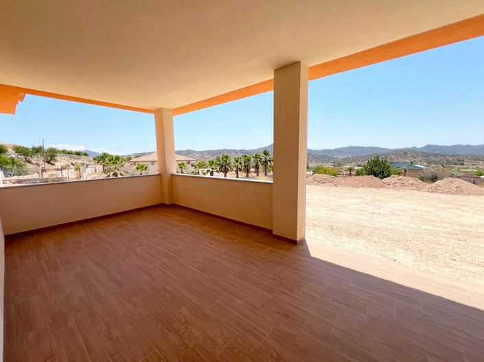 Image No.10-3 Bed Villa for sale