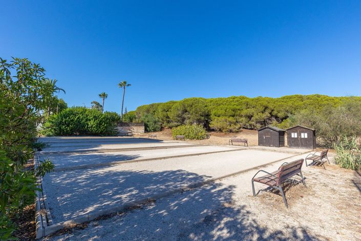 Image No.21-2 Bed Apartment for sale