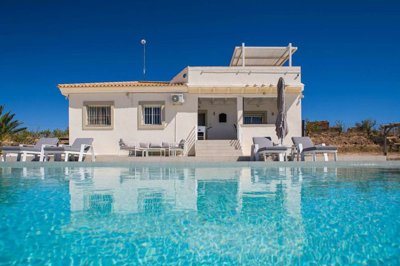 34247-villa-for-sale-in-pinoso-2155616-large