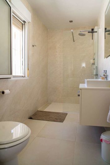 Image No.19-3 Bed Villa for sale