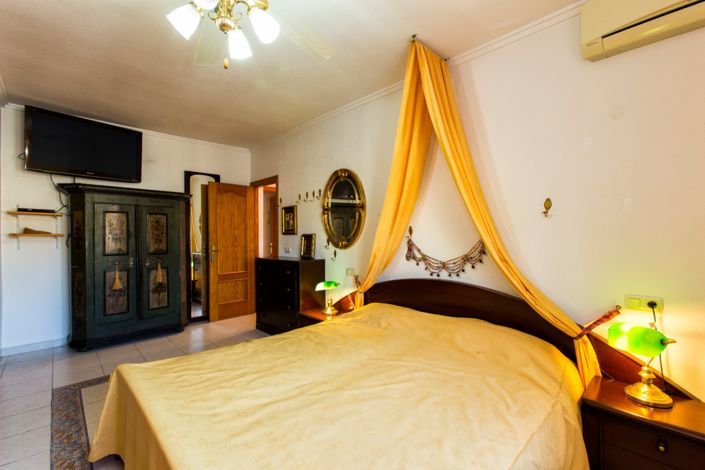 Image No.20-4 Bed Villa for sale