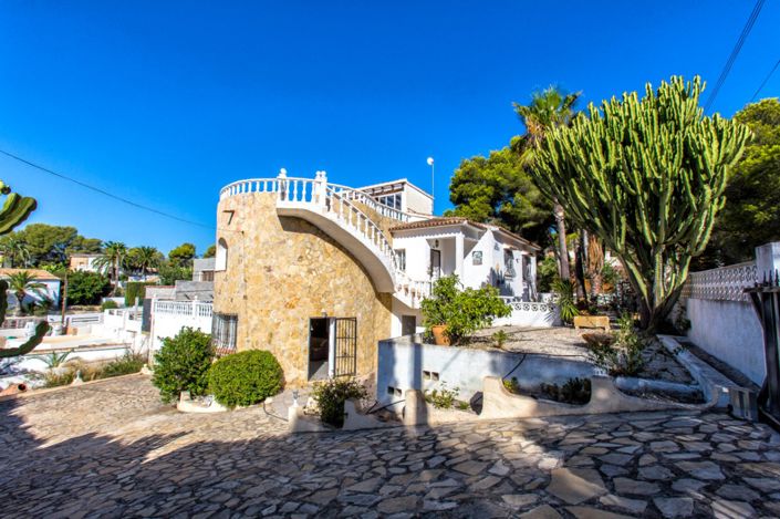 Image No.28-4 Bed Villa for sale