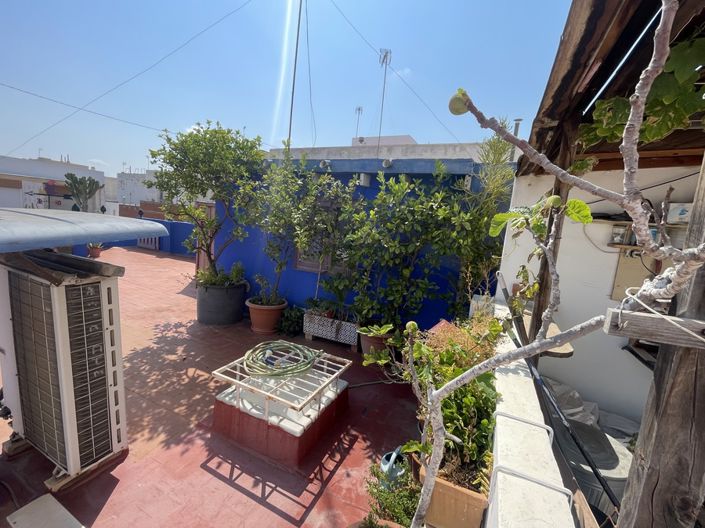 Image No.23-3 Bed Townhouse for sale