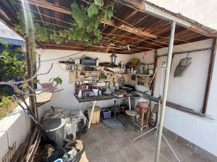 Image No.29-3 Bed Townhouse for sale