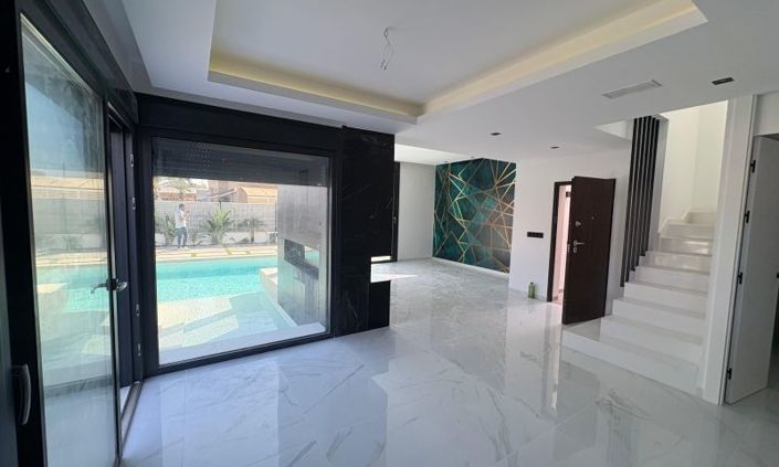 Image No.13-3 Bed Villa for sale