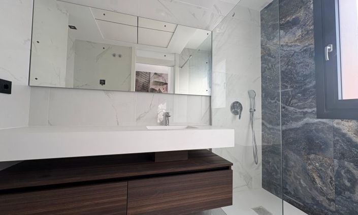 Image No.24-3 Bed Villa for sale