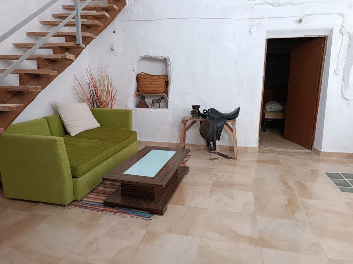 Image No.37-6 Bed Country House for sale